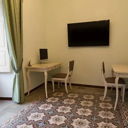Palazzo Mantegna 3* Gioiosa Ionica
